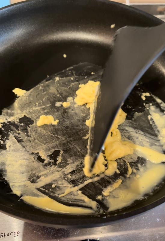 Eggs sticking in my brand new Premier non-stick 10 inch fry !