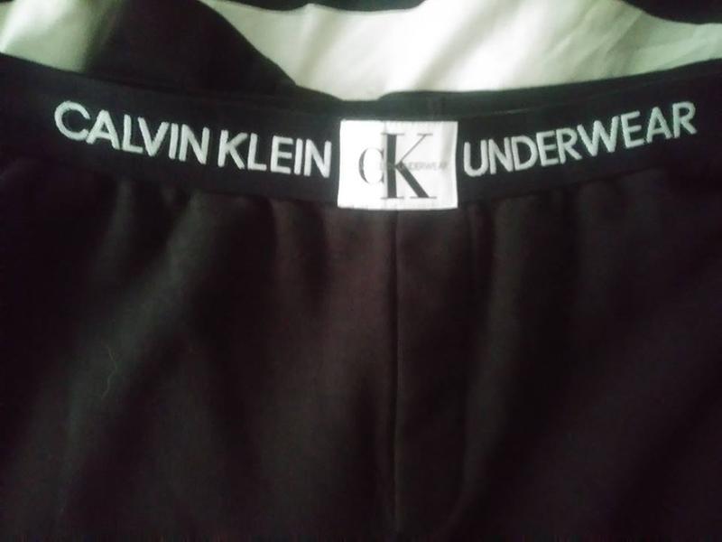 Love the Calvin Klein Underwear logo on the waistband