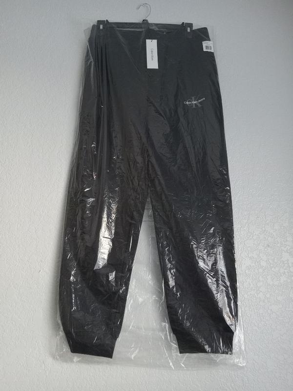 Customer carousel item 12.