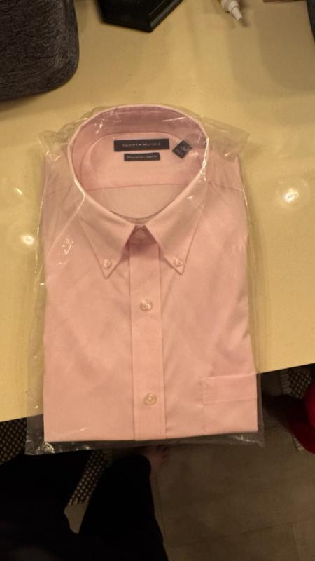 Men's Regular Fit Wrinkle Resistant Stretch Dress Shirt