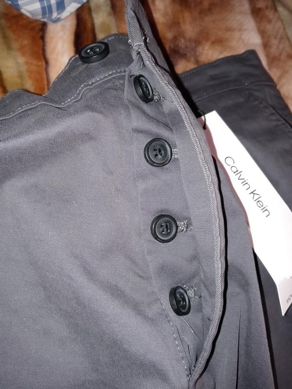 Instead of a zipper it has buttons