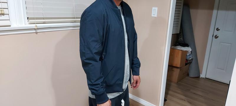 Zipped up or zipped down