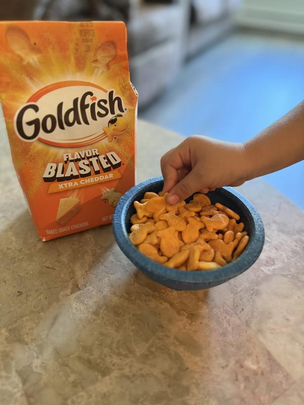 Buy Goldfish Flavor Blasted Xtra Cheddar Crackers, Snack Crackers