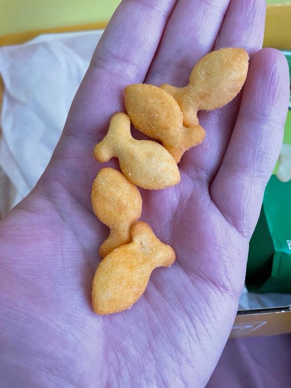 Goldfish Crisps Sour Cream & Onion Baked Chip Crackers, 6.25 Goldfish Crisps Sour Cream & Onion Baked Chip Crackers, 6.25