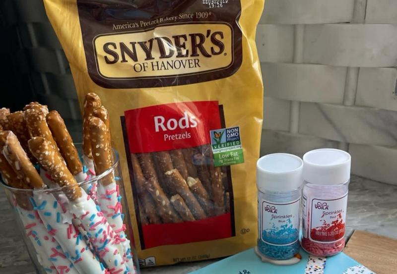 &Klever プレッツェル　ジャー Snyder's of Hanover Sourdough Nibblers Pretzels, 16 oz - Kroger