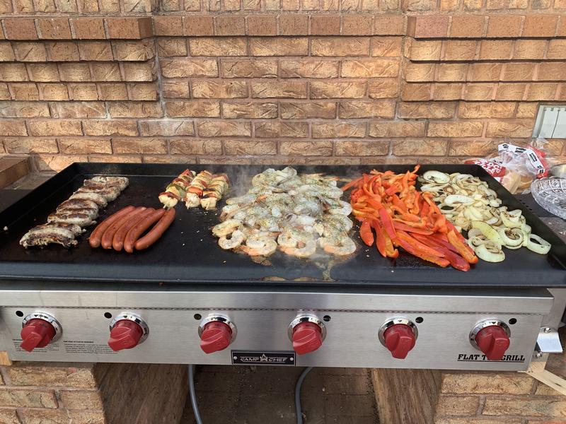 Camp Chef 6 Burner Flat Top Grill and Griddle FTG900 from Camp