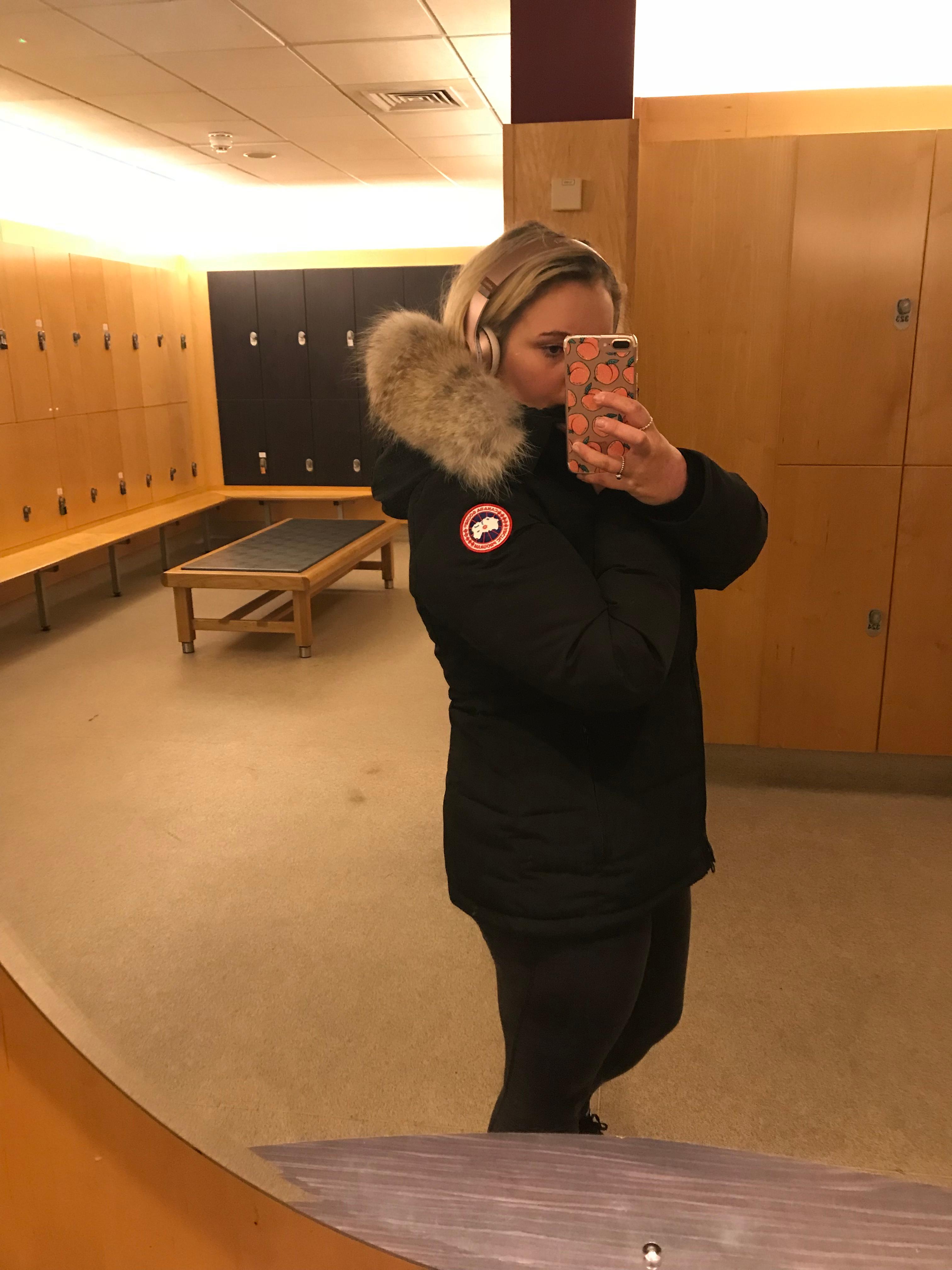 canada goose parka chelsea