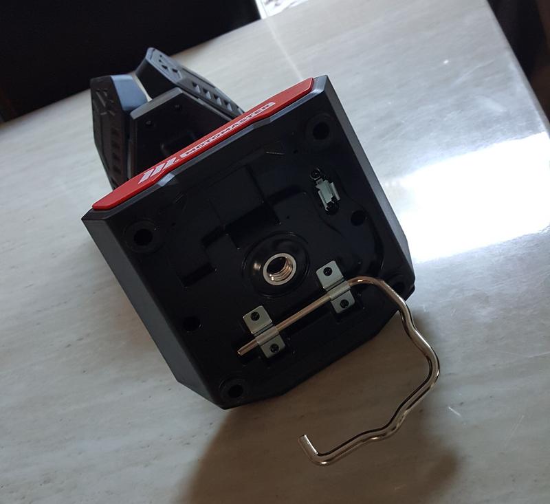 Hanging hook for inverted applications