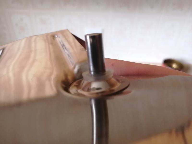 You can see where the mill grinds out the shaft, dripping metal powder into your food.