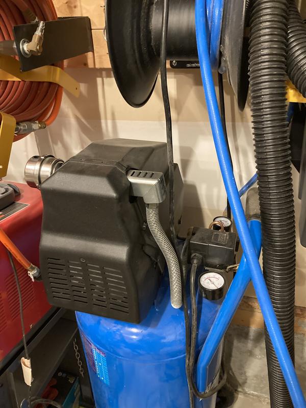 Notice the crack on the plastic shroud. (Right side)