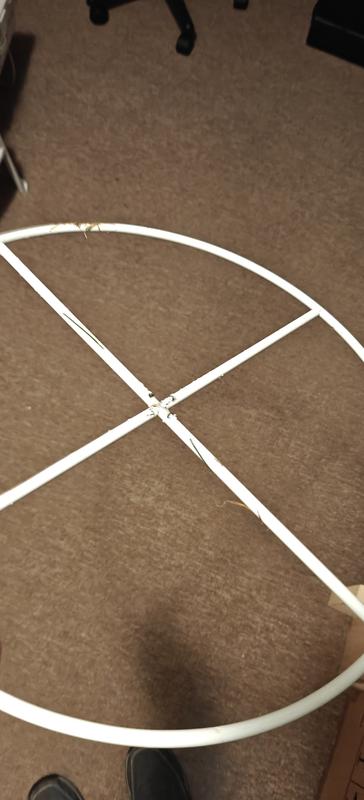 Very poorly welded, 4 small spots that will not hold the tree weight if tilted slightly