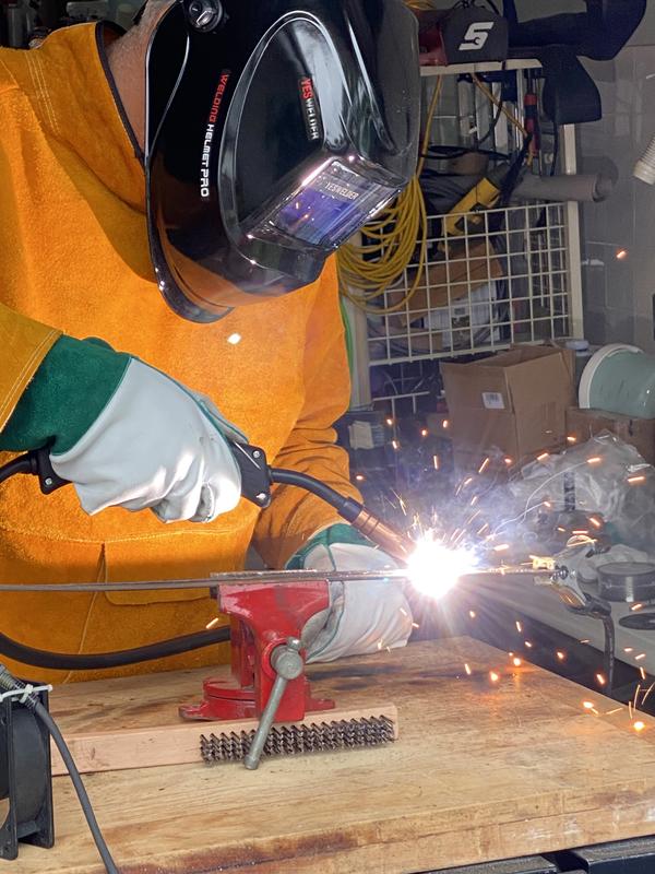 Did not come with the helmet or other protective gear.