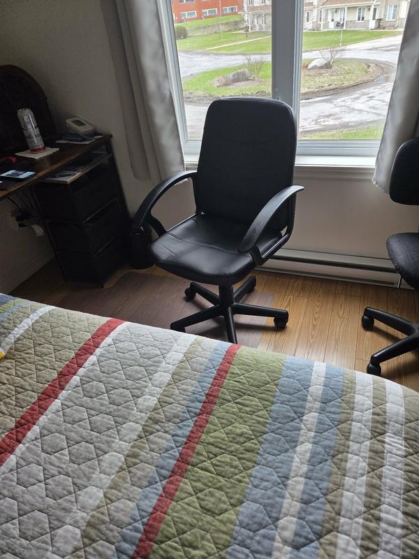 nouvelle chaise ordi