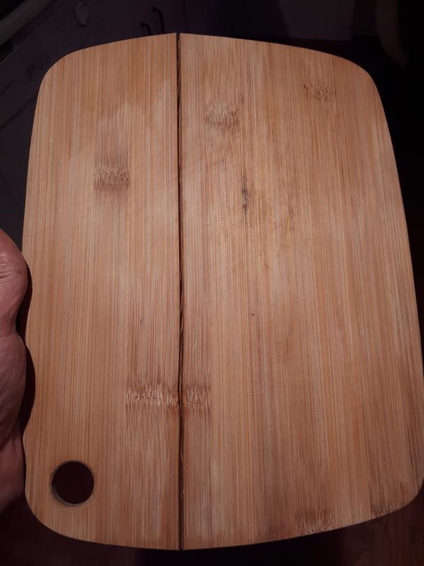 Planche bombée et cassée