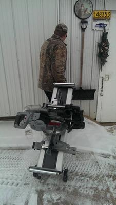 effortlessly rolls through even the snow!