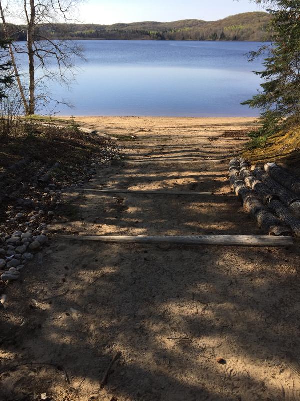 This is the dirt road entrance to Samuel De Champlain, 400 11 west on 17 past the chip truck, take a left.
