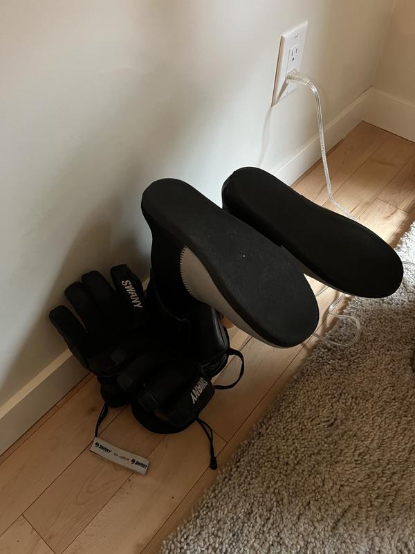 Boot liners and Gloves drying after a day skiing