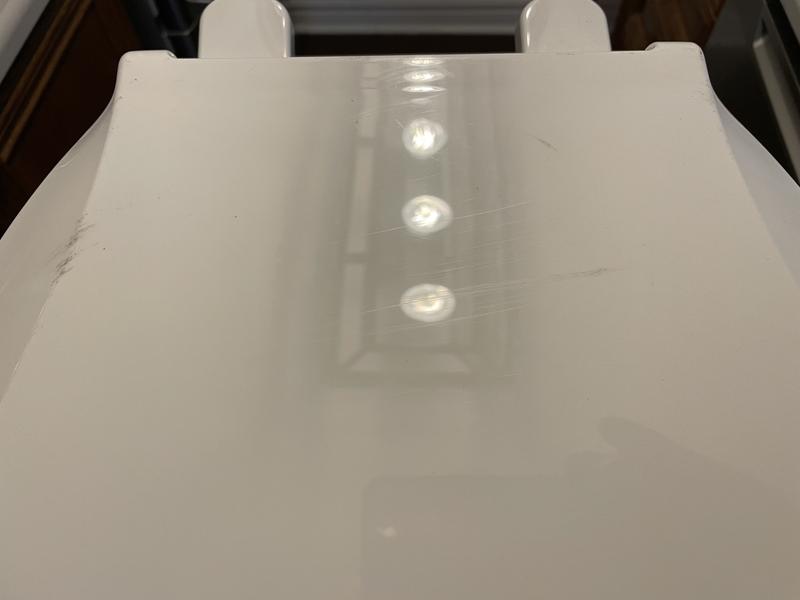 Kohler Cachet™ QuietClose™ Round Toilet Seat with Plastic Hinges, White Canadian Tire