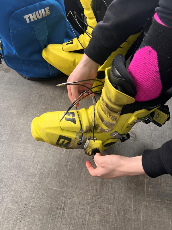 Melted unit and damage to ski boot