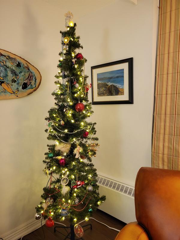 after decorating. It holds my decorations nicely.