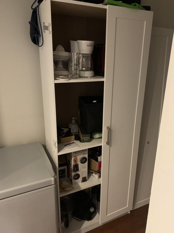 The door won’t stay in place