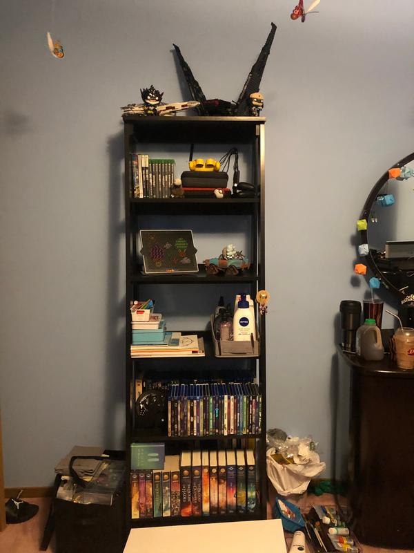 Different set up from review, but you get the jist. Pls excuse my messy room.