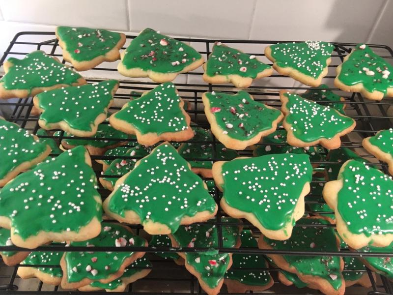 Used these to sift icing sugar and the icing was perfect!