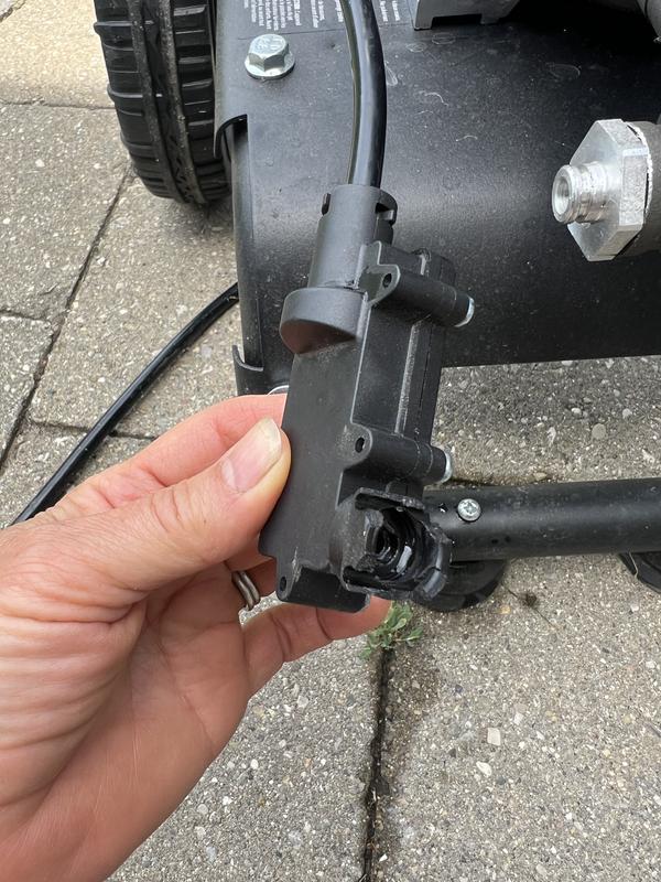 Small crack in fitting, entire power sprayer is now garbage