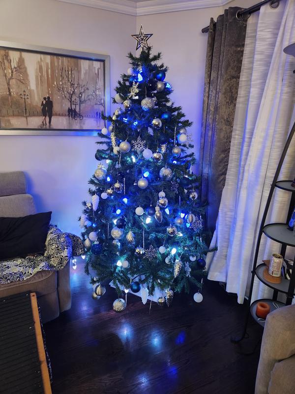 We used this set plus anextra small blue theme set