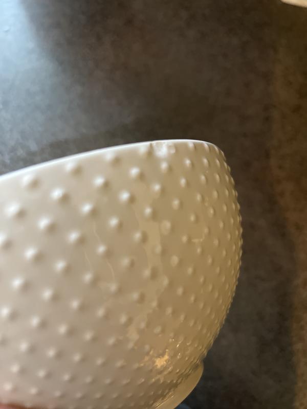 Chips in several bowls within the first few uses.