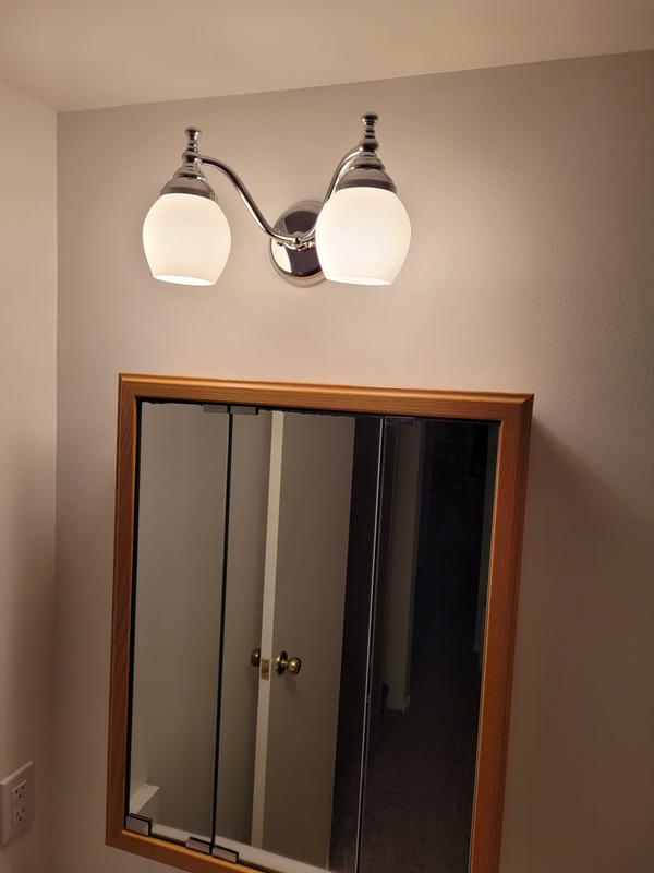 Great replacement for outdated rental fixture