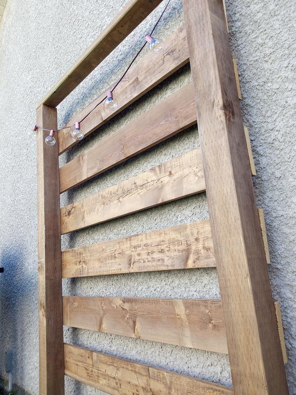 Not the best shot, but you get the idea