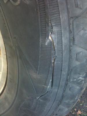 large delamination where walls have come off the inner structure