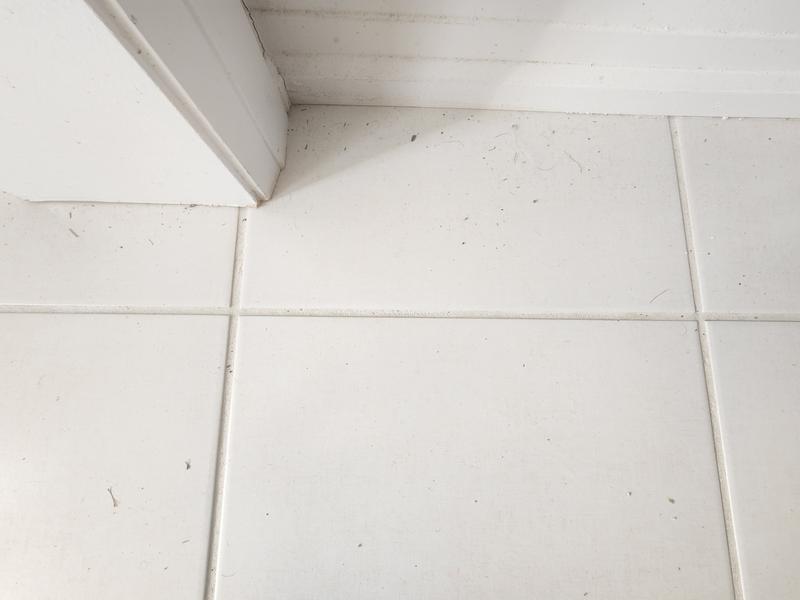 It leaves dirt everywhere.