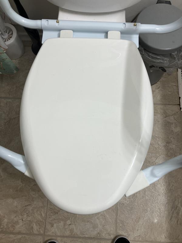 Oval toilet seat does not fit right