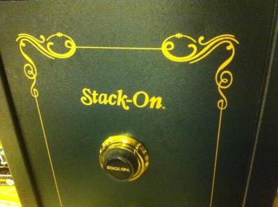 pin-striping is matte gold