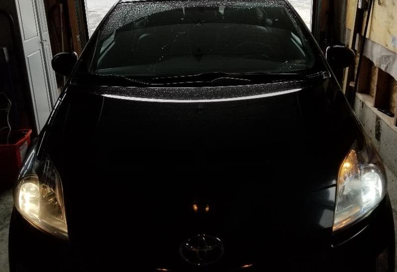 Sylvania Ultra left side vs Sylvania 6000K LED on the right