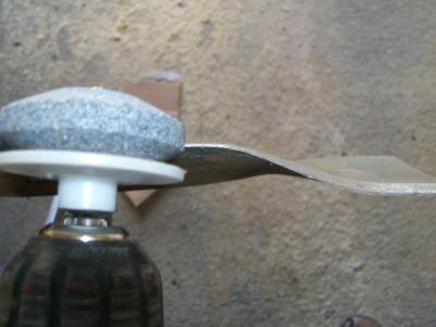 Sharpening mulching blade