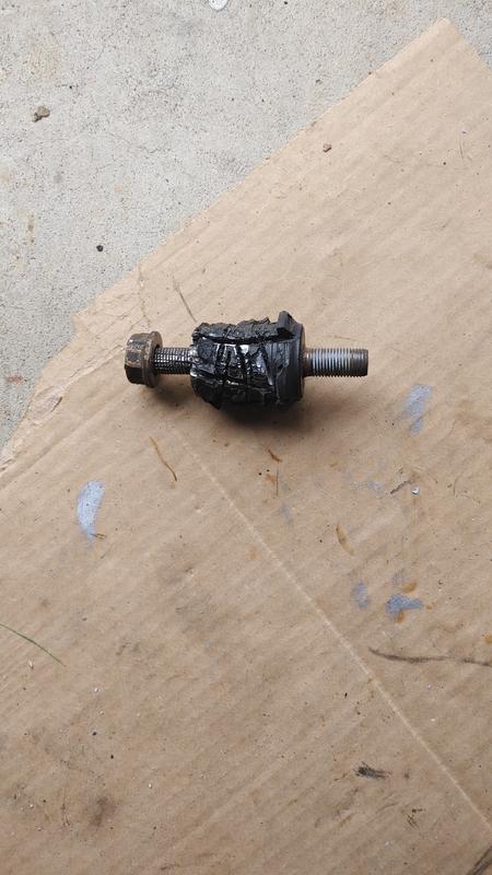 i tried cutting, no go, as the sleeve is thick-ish and in tight space.