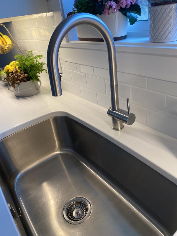 Can only see the hook when you look in the sink