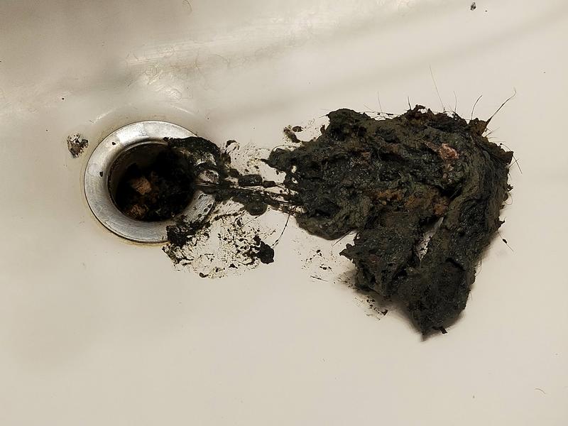 Successful de-clogging using Plumpshop GrabEasy, Grab and Retrieval Tool