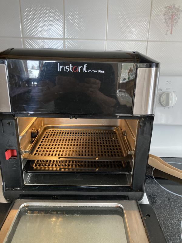 Instant Pot® Vortex Plus 7-in-1 Compact Convection Air Fryer