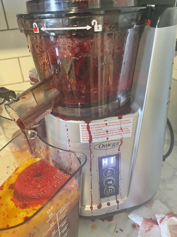 It created a lot of mess in my kitchen and it stopped working