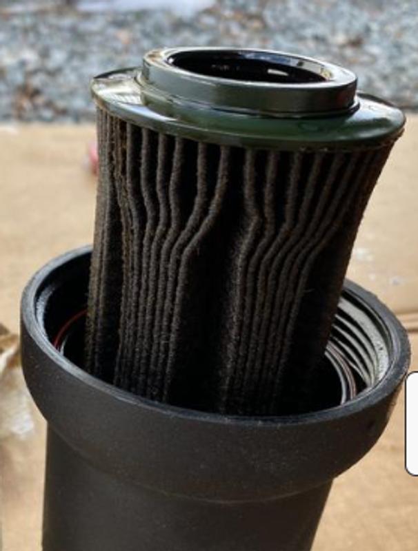 M1C-451 deformed by overcompression (reposted from another customer on their VW vehicle). I ran into the same problem with M1C-251 on my Toyota RAV4.