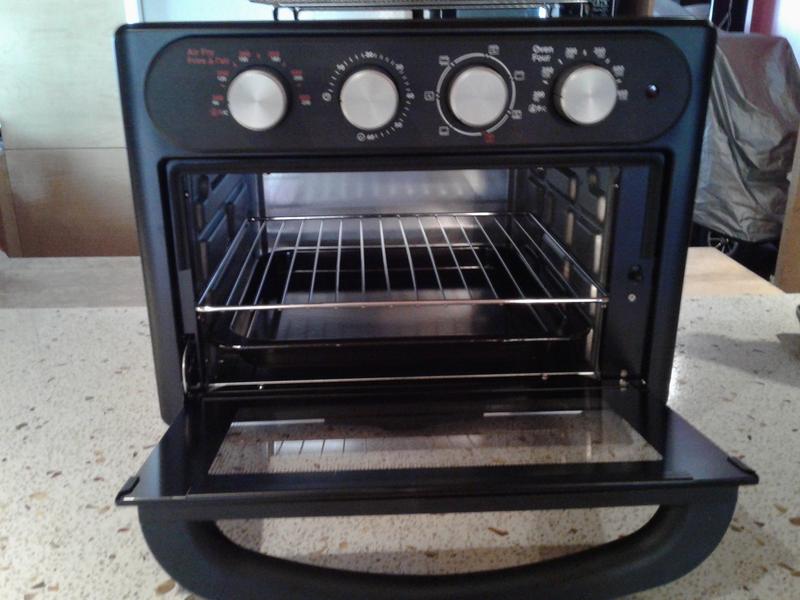 MASTER Chef AirFryer Toaster Oven w/ 5 Functions, Black Canadian Tire