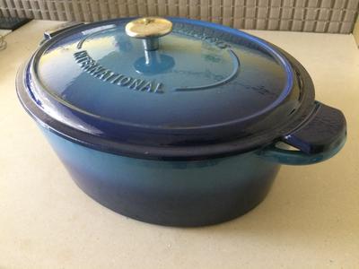 Henckels Oval Dutch Oven (Blue)