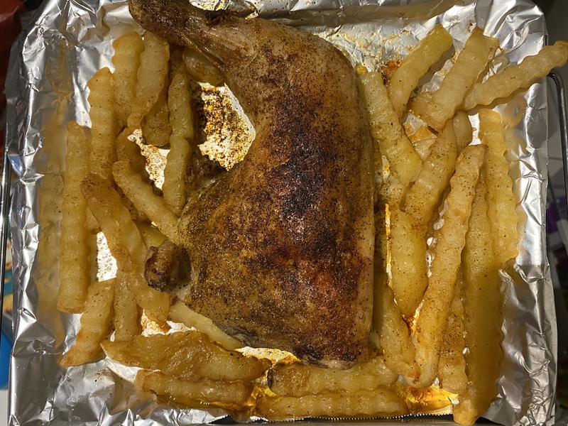 Roast chicken quarter with fries