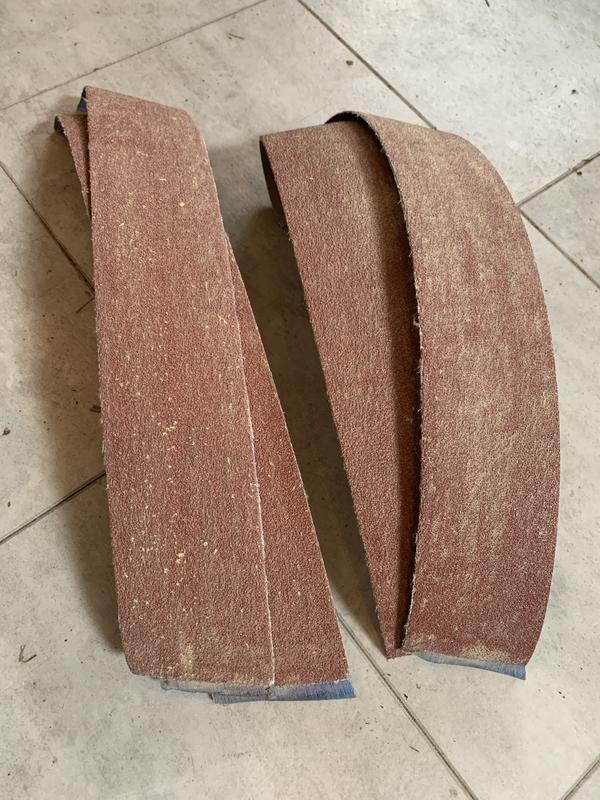 Lots of grit but useless when split