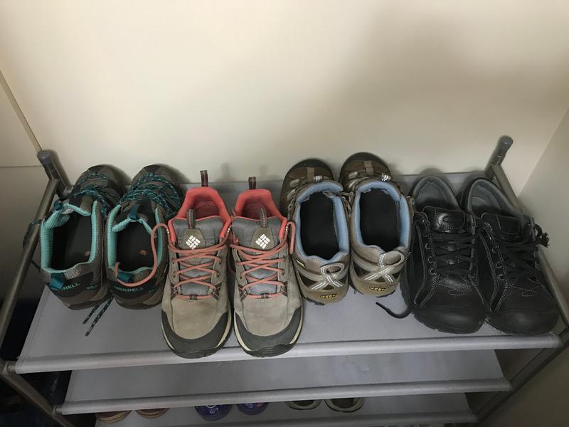 The only way I can’t get 4 pairs on one shelf.