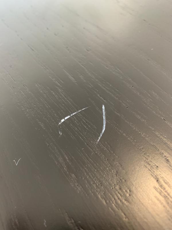 Grafignes blanches sur la table